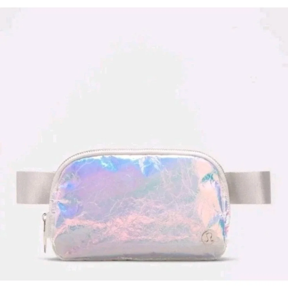 NWT Lululemon Iridescent Silver / Holographic Everywhere Belt Bag Fanny Pack